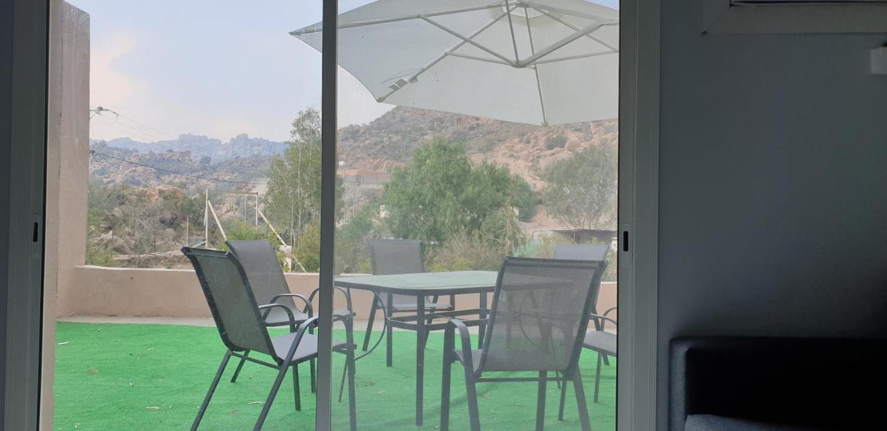 Holiday park مزرعة الكرم الحاتمي Al Shafa
